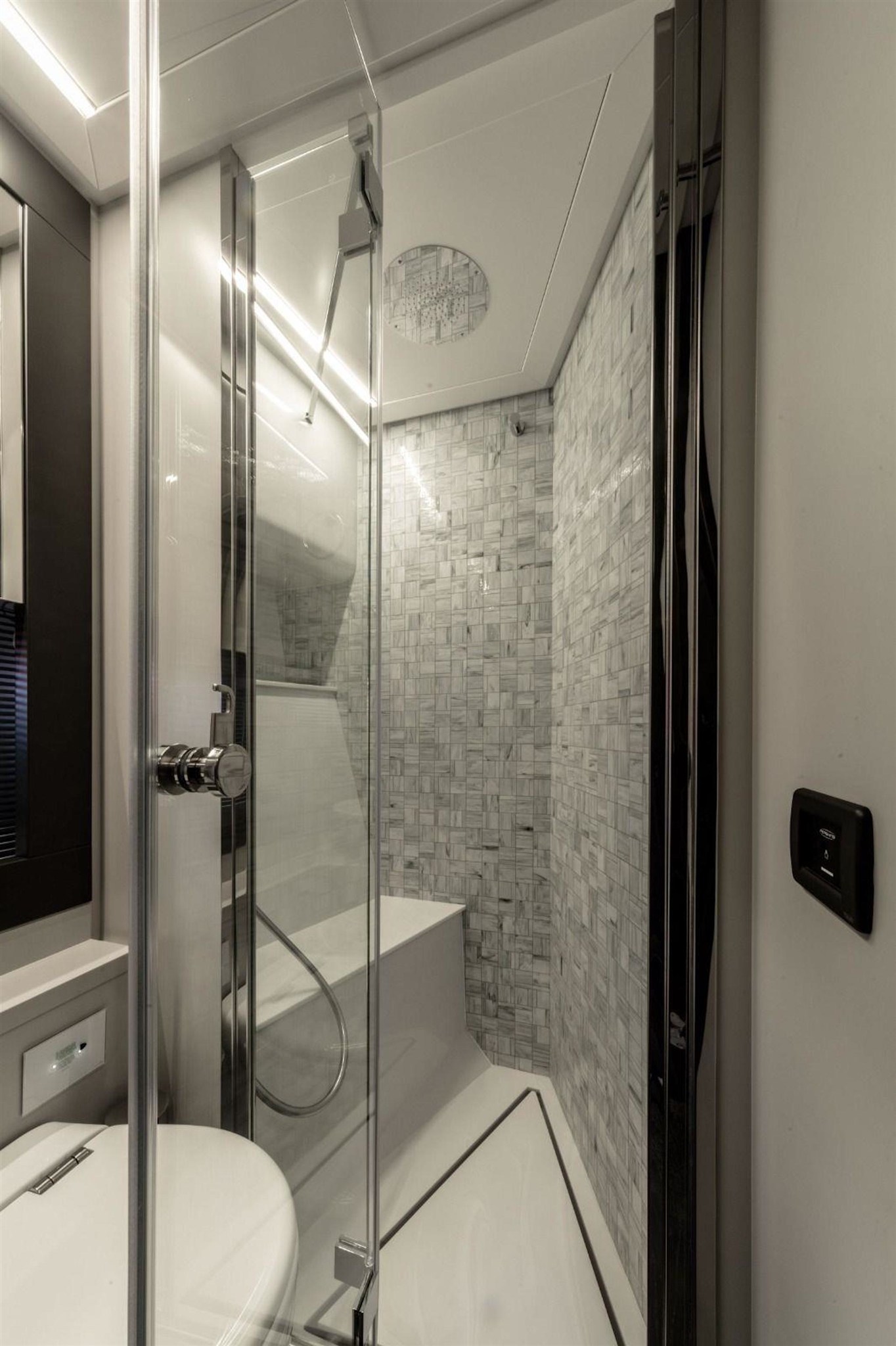 8f794024-8f4c-4a30-bc47-c826a086305f