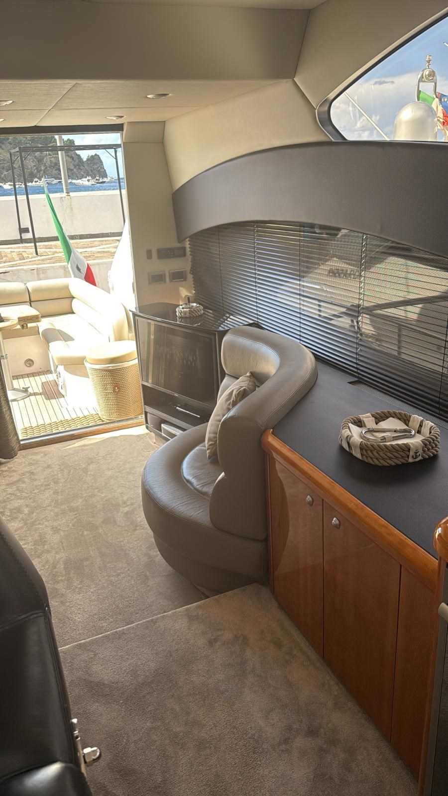 97b07c54-8b5d-4173-9b6d-2eab1b396e20