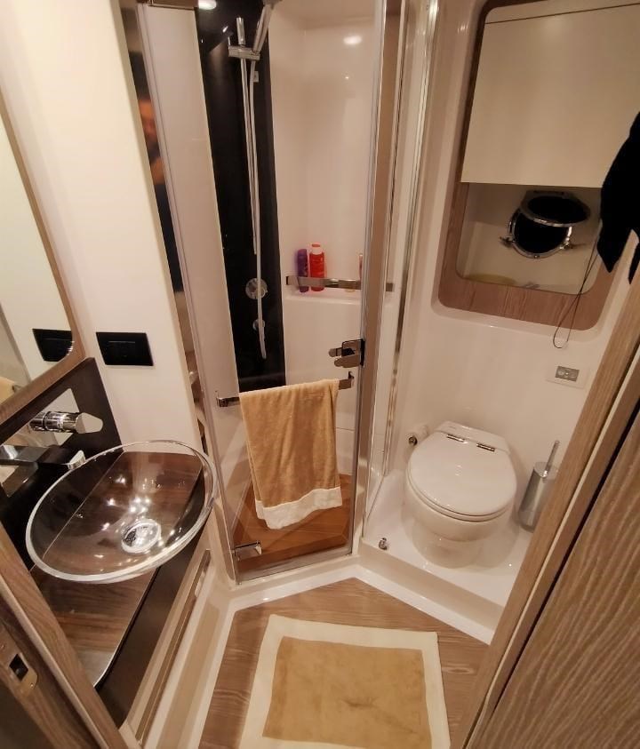 ecca0108-1d4b-47d5-b132-9e913c1cac21.2048