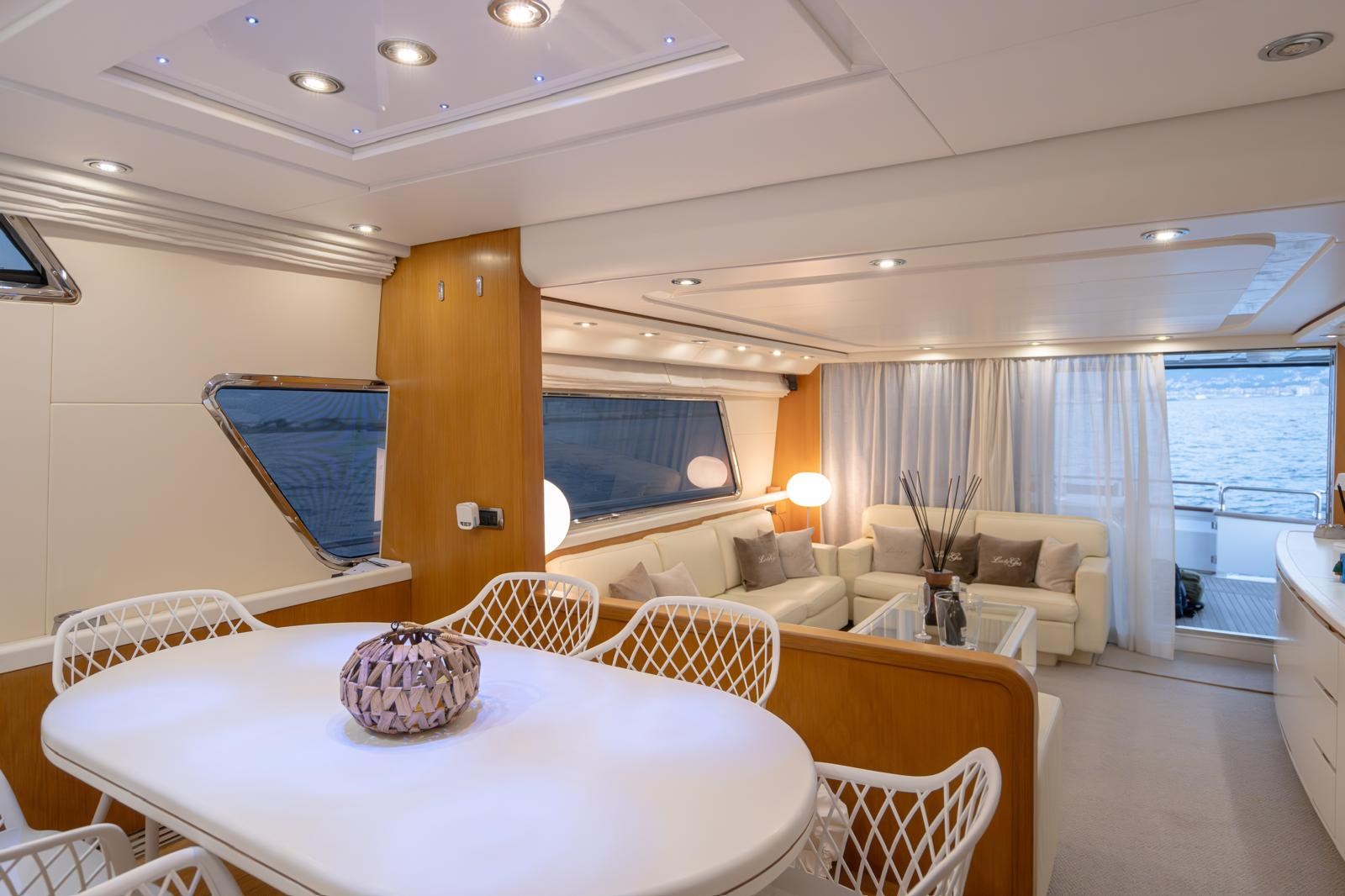 06_6e7f3ca3-014a-4b25-8ab7-d8dae45e0543.2048